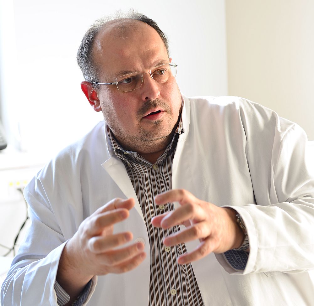 Dr Schwarz