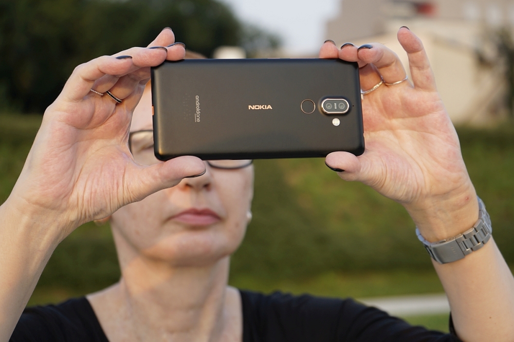 Nokia 1 selfie2