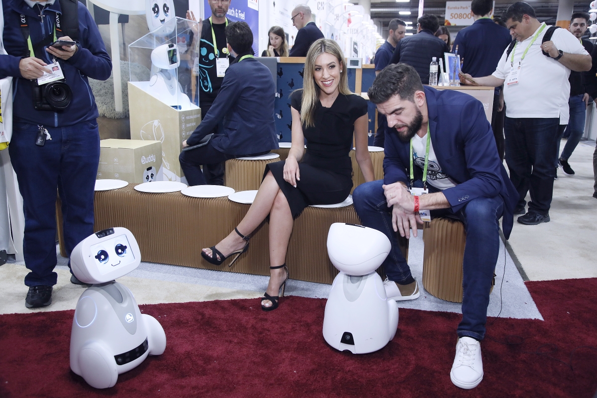 productdemo robot lg