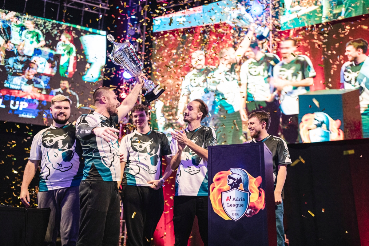 DOTA2 pobjednik Level Up