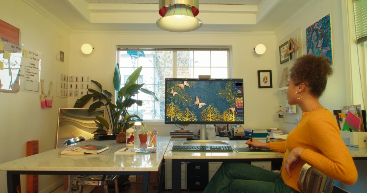 LG-UltraFine_Lifestyle