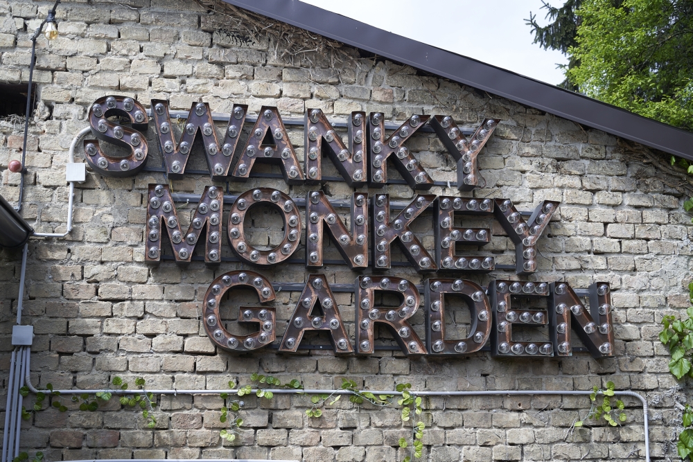 Swanky Monkey Garden