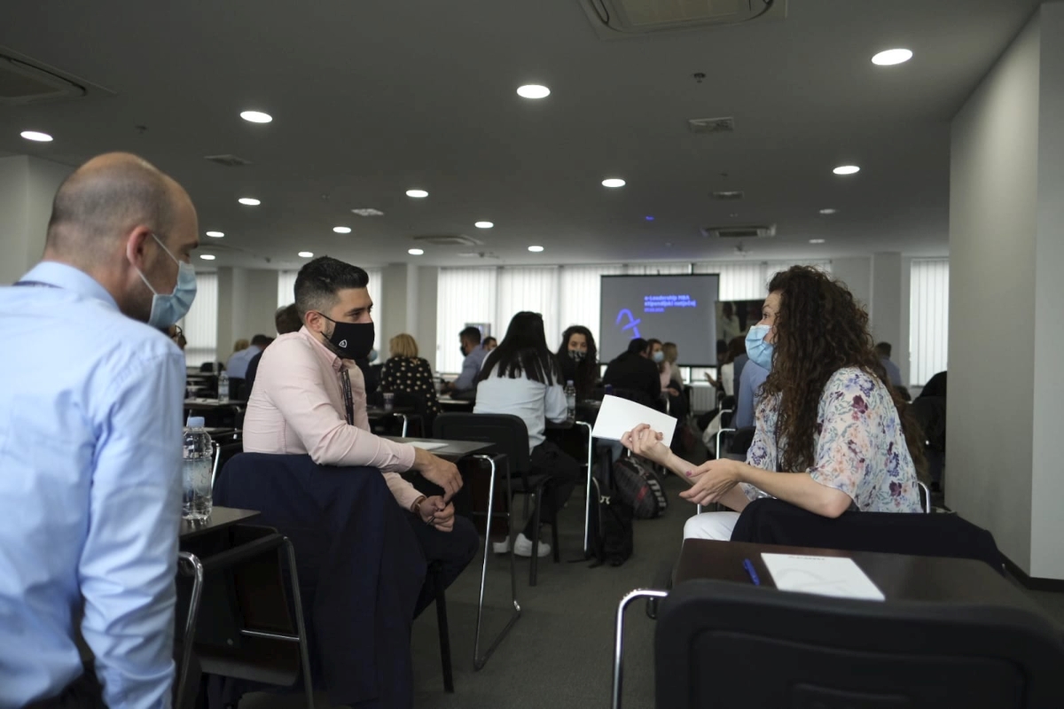 Algebra MBA stipendijsko natjecanje