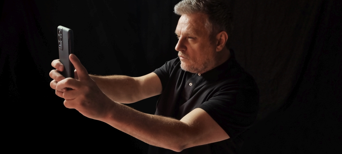 galaxys21_ultra_selfie