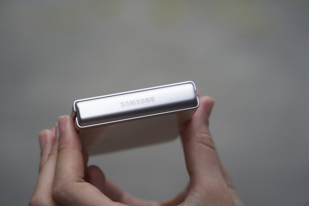 Samsung Galaxy Z Flip 3