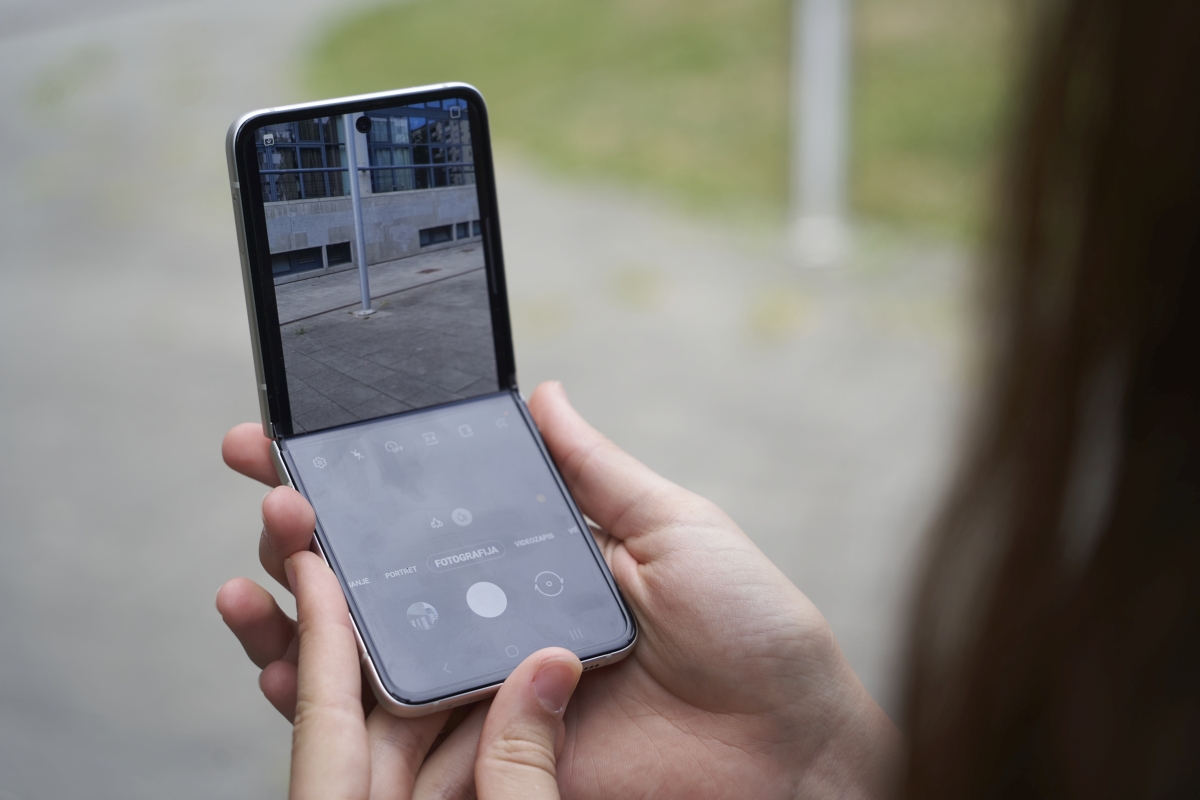 Samsung Galaxy Z Flip 3