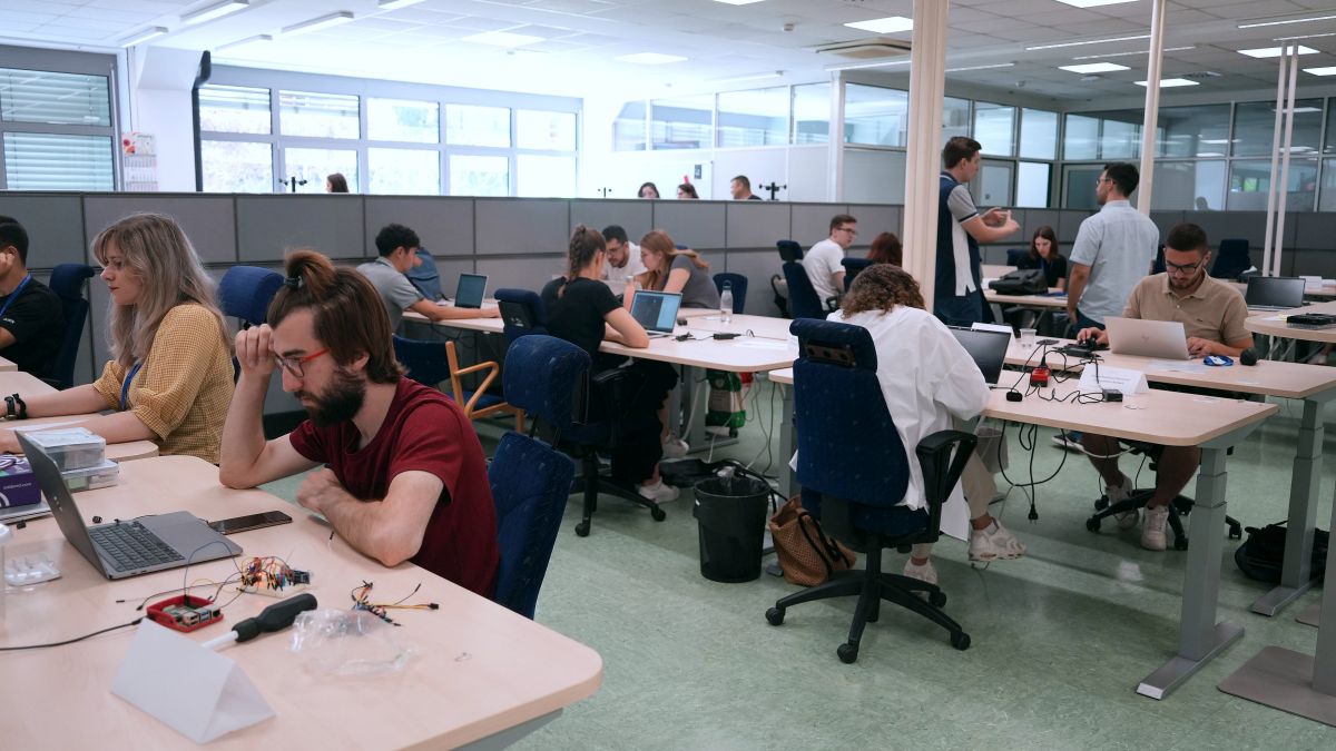 Ericsson Nikola Tesla - Summer Camp