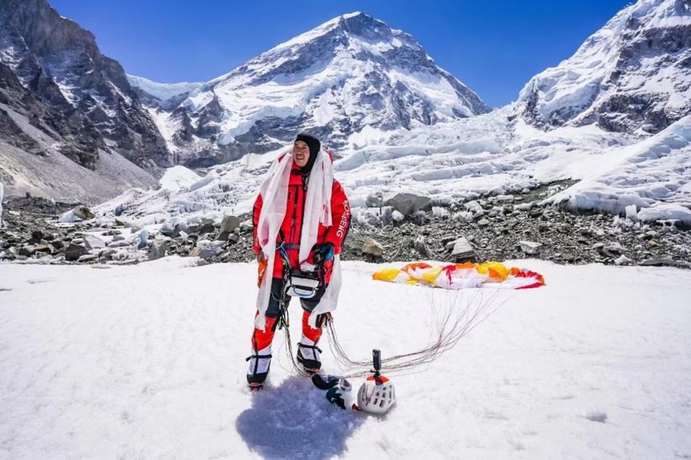 Mu Zi - Watch-Ultimate-Mount-Everest Mu Zi - Watch-Ultimate-Mount-Everest