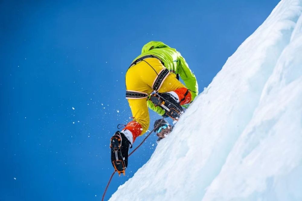 Mu Zi - Watch - Ultimate-Mount-Everest Mu Zi - Watch - Ultimate-Mount-Everest