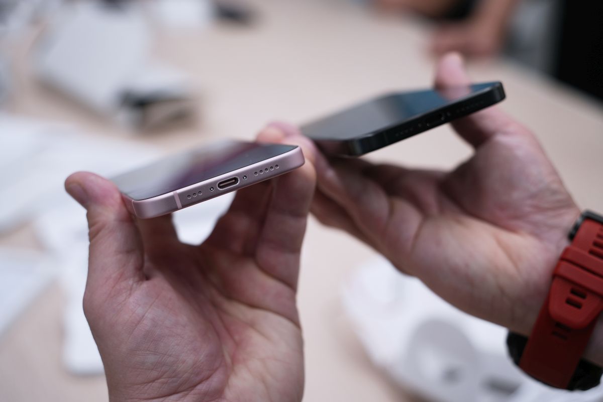Apple 15 - USB C