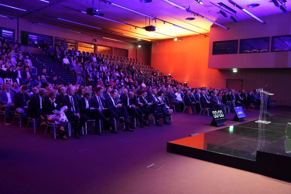 Ericsson Nikola Tesla - ENT 75 godina