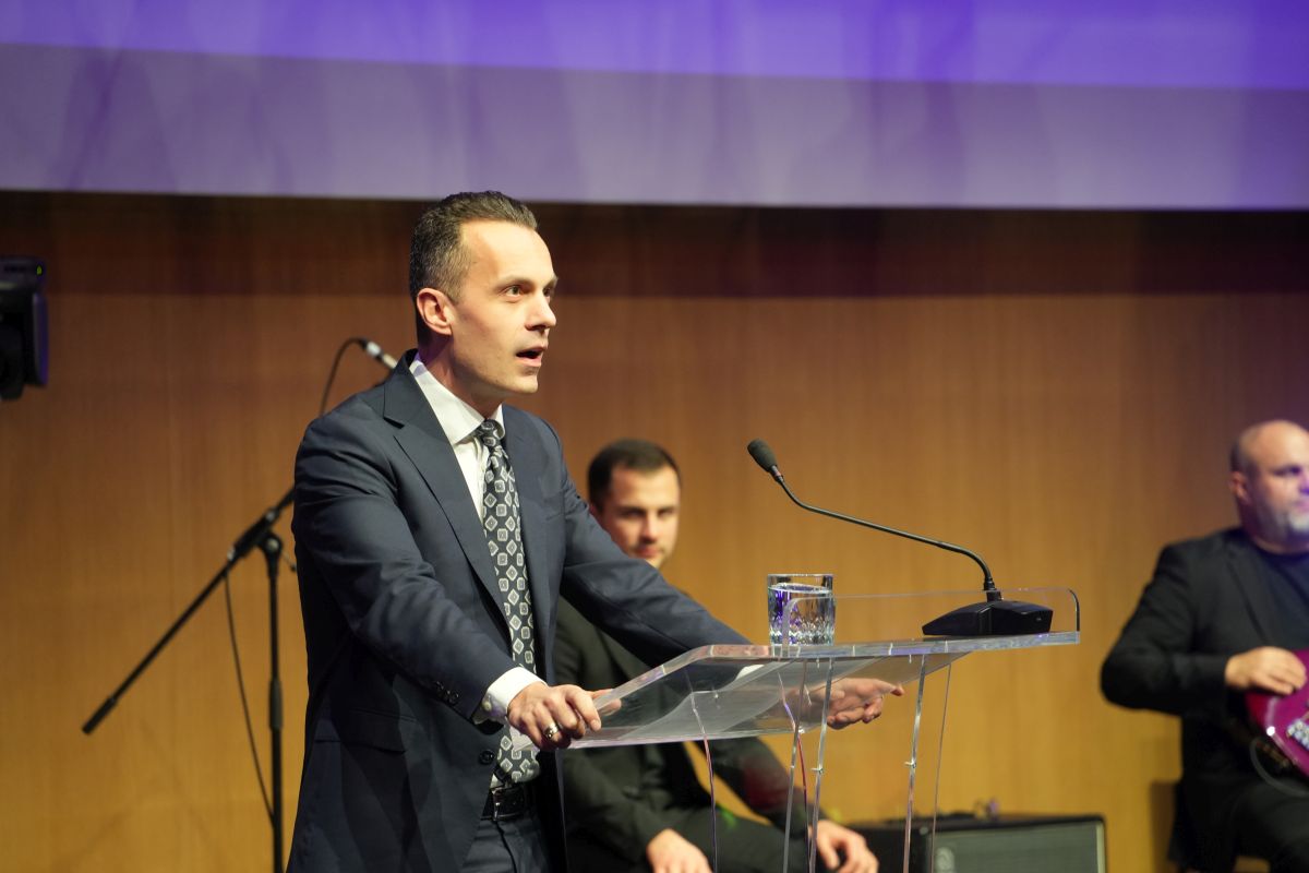 te direktor Razvojno-inženjerske jedinice za integrirane radiopristupne mreže u Ericssonu Igor Tasevski