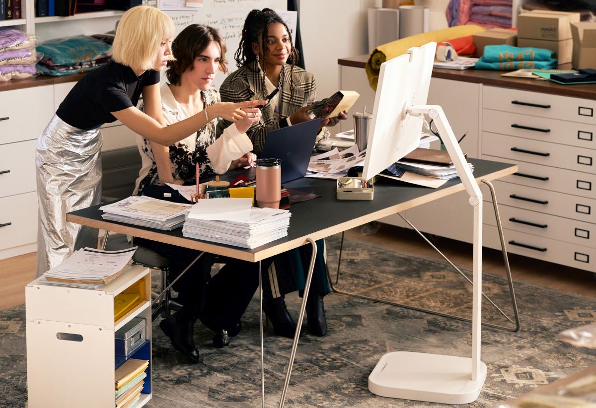 LG Smart Monitor Swing