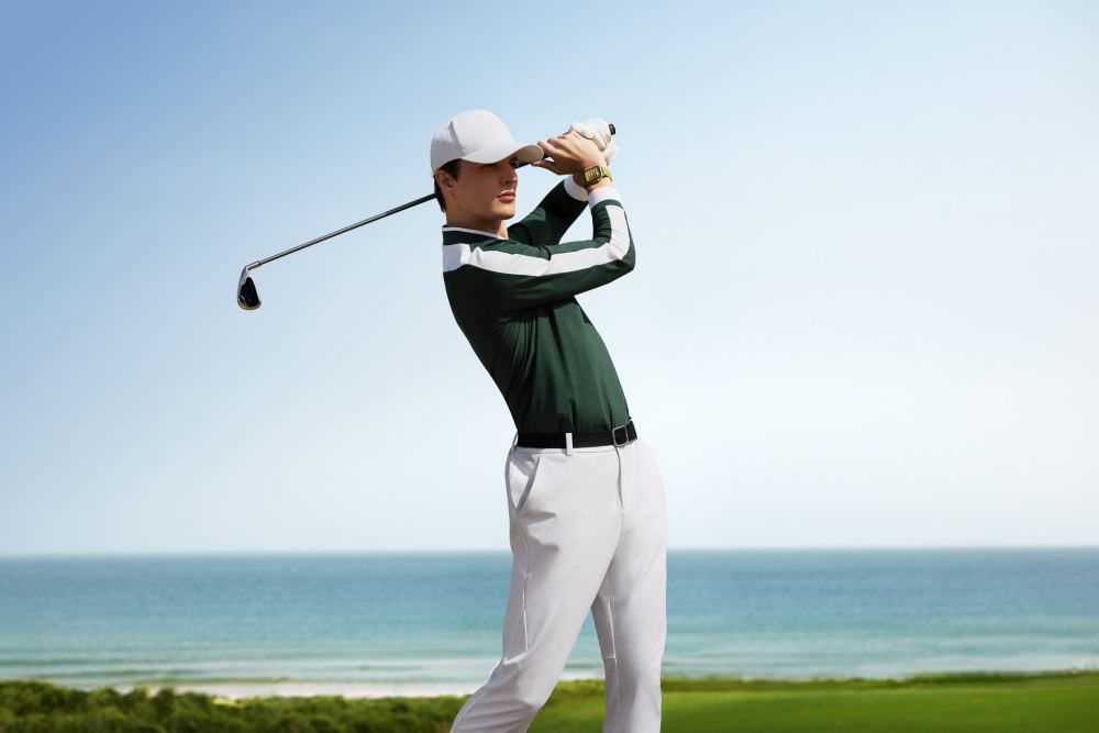 HUAWEI WATCH Fit 4 Pro | golfer sa satom