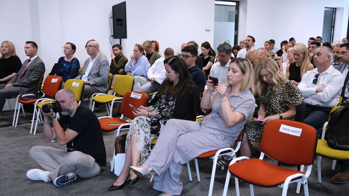 HUP - Prvo nacionalno istraživanje o umjetnoj inteligenciji u gospodarstvu