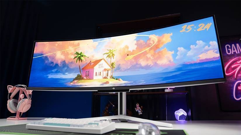 Titan-Army-G49E9R-OLED