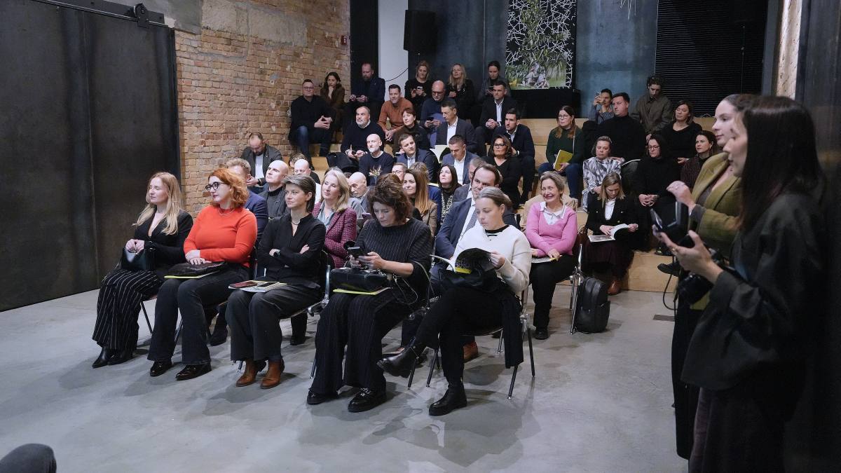 Publika_predstavljen Future Tense magazin 