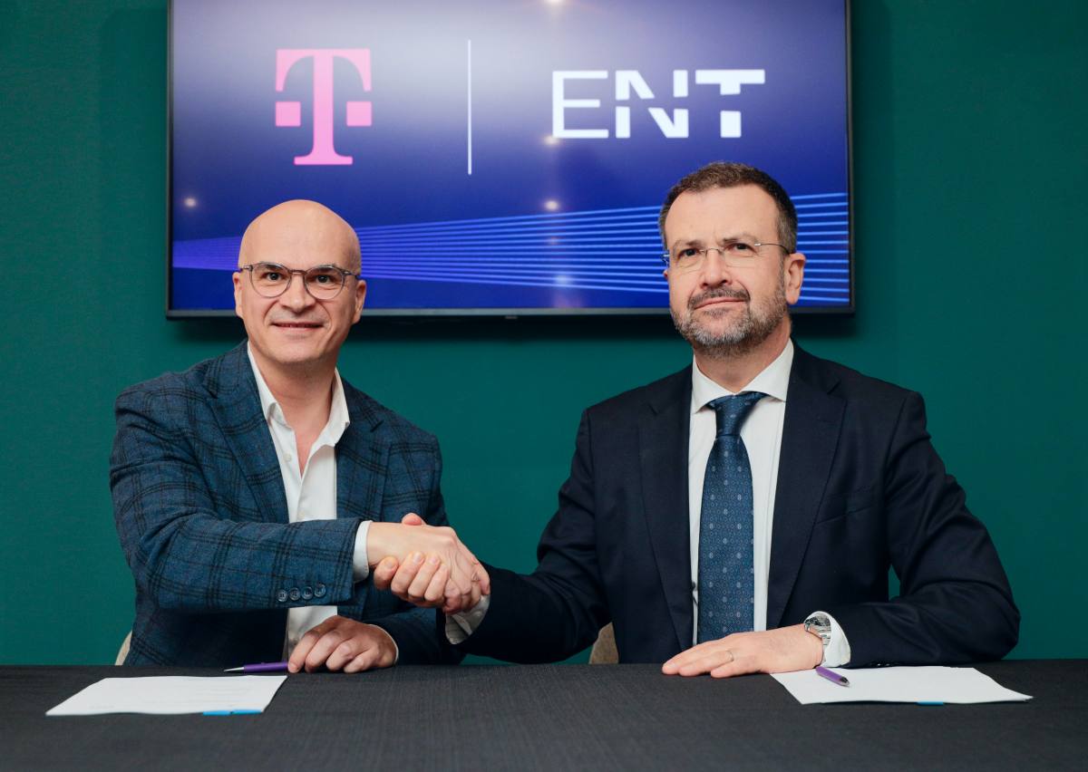 Potpisivanje Ugovora - Stjepan Udovičić - Siniša Krajnović - Barcelona MWC 2026