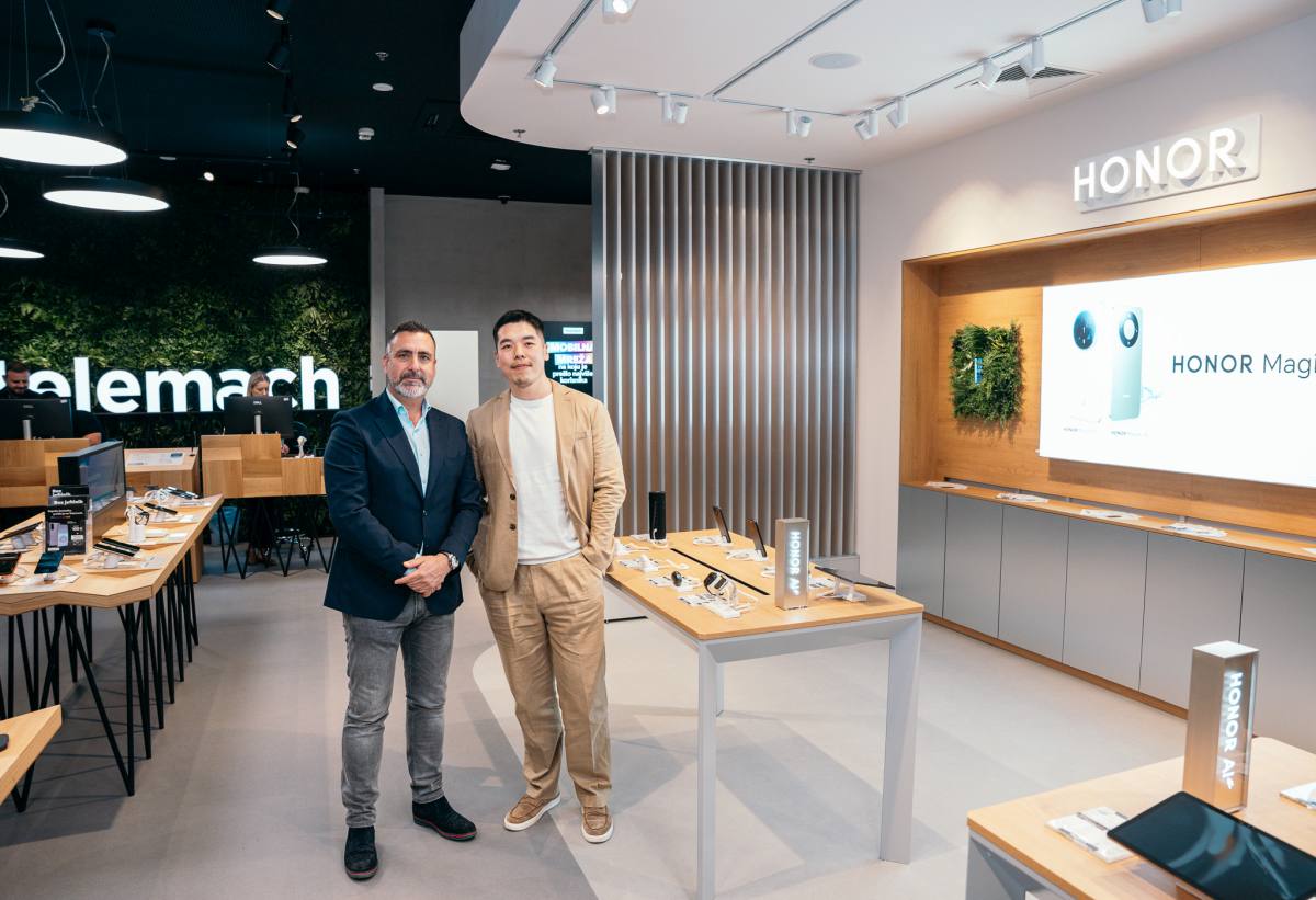 Mislav-Galler-Telemach-i-Hong-Xiaoyang-HONOR