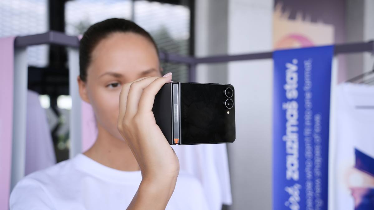 Galaxy-Z-Flip8-kamera