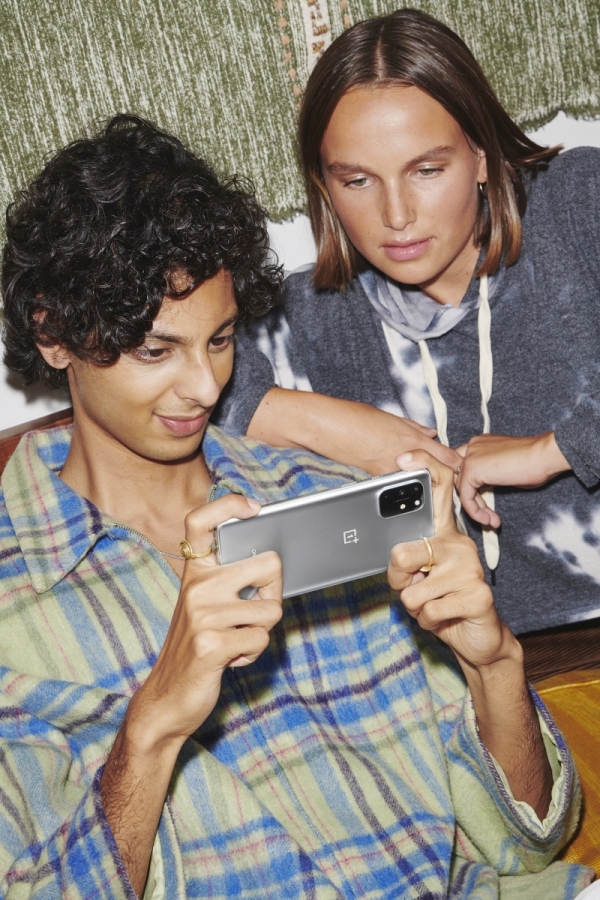 ONEPLUS PREDSTAVIO ONEPLUS 8T PAMETNI TELEFON