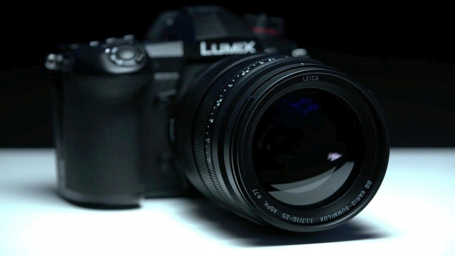 Ažuriranje fotoaparata punog kadra bez zrcala LUMIX S