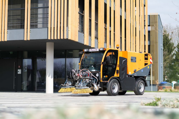 Prvo hrvatsko komunalno vozilo slavi 10-ti rođendan