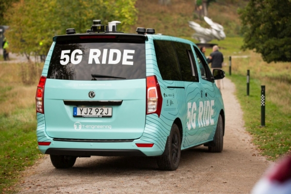 Autonomni električni 5G minibus u Stockholmu