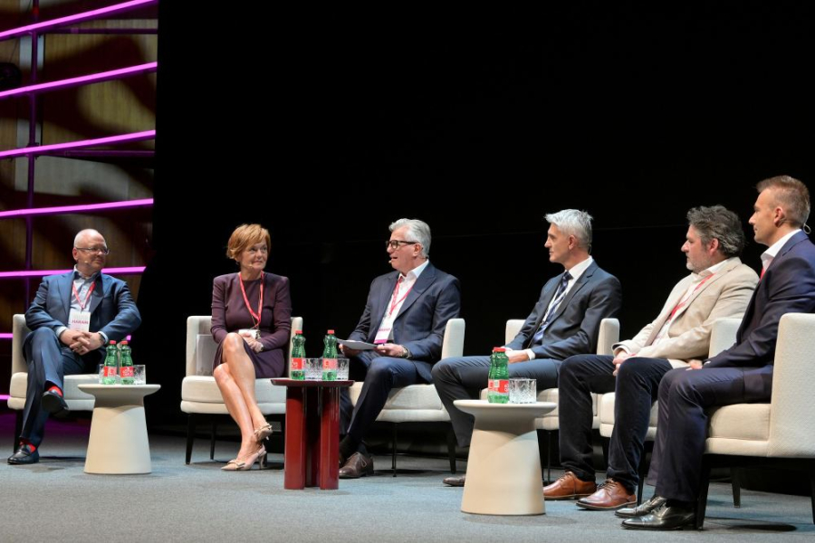 Harari u Zagrebu - panel