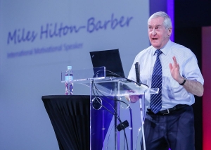 Svjetski poznati motivacijski govornik na WinDays17 - Miles Hilton Barber