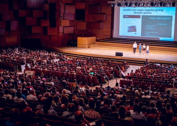Novi program Digitalne akademije od jeseni će biti dostupan jo&scaron; većem broju osnovno&scaron;kolaca &scaron;irom Hrvatske