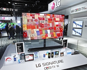 Nagrada &bdquo;Best of the Best&ldquo; na sajmu CES odlazi LG-u za televizor LG SIGNATURE W7