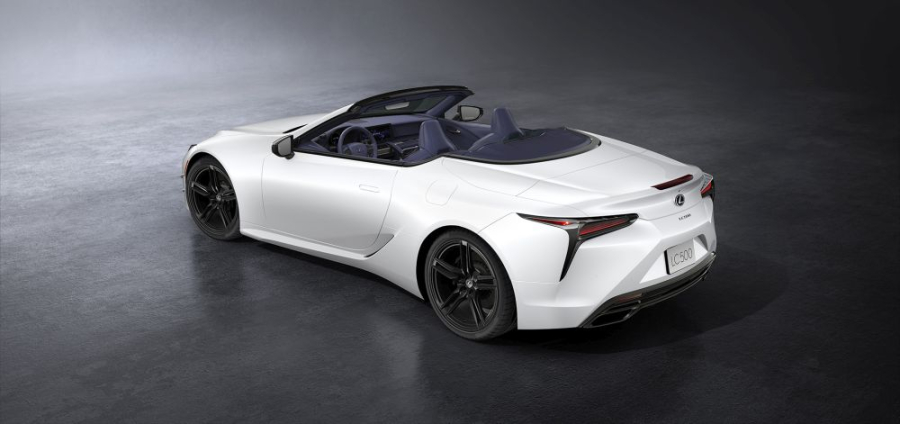 Pobolj&scaron;anja za Lexusove top modele LC Coup&eacute;, LC Convertible i LC Ultimate Edition za modelsku godinu 2024.
