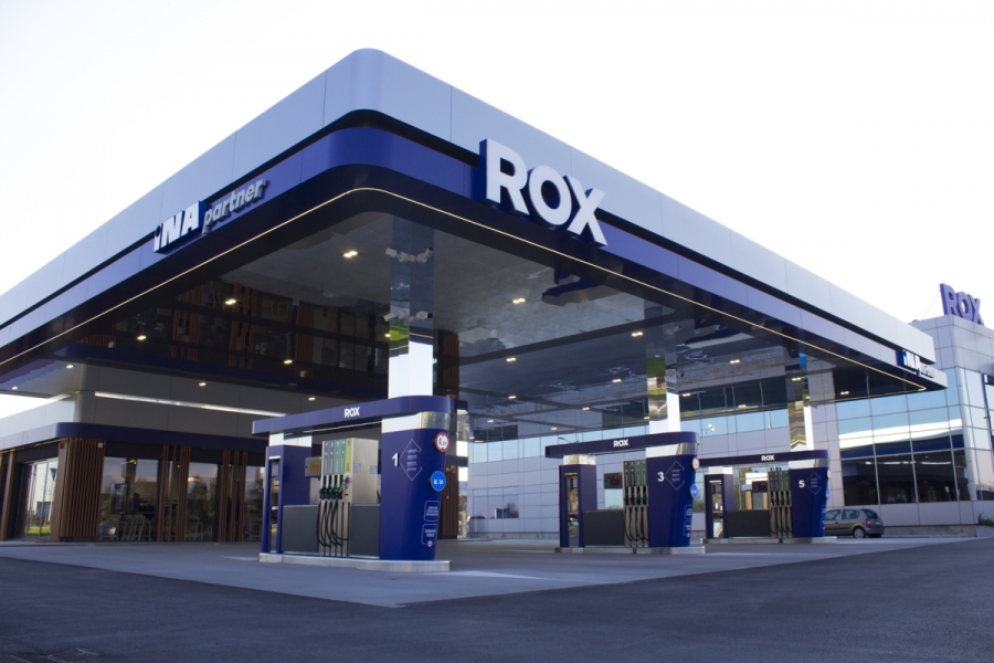 Hrvatski Telekom postavio prvu brzu e-punionicu na benzinskoj postaji ROX u Hrvatskoj