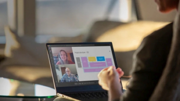 Ericsson i MediaTek ostvarili rekordnu uzlaznu vezu na mmWave kori&scaron;tenjem agregacije nositelja