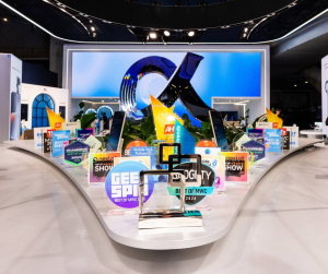 HONOR na MWC-u 2026 dobio globalno priznanje za Robot Phone inovaciju i vodstvo Magic V6 u kategoriji preklopnih pametnih telefona