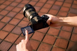 Dugo očekivani Sony Alpha 7S III kombinira nadmoćnu izvedbu prikaza s klasičnom osjetljivosti &ldquo;S&rdquo; serije