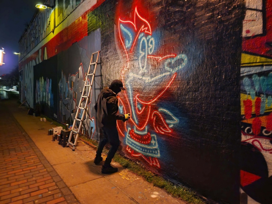 Suradnja tvrtke Samsung i umjetnika Fat Cap Sprays: pomoću tehnologije ulična umjetnost oživljena noću
