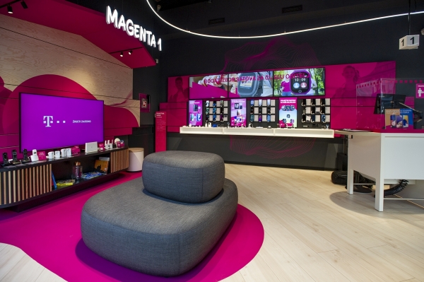 Hrvatski Telekom otvorio novouređeni T-Centar na Cvjetnom trgu