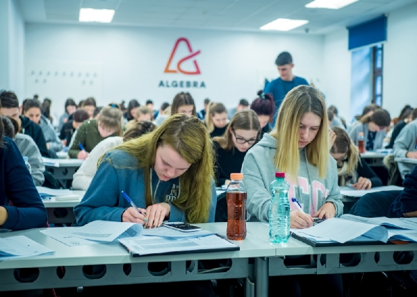 Algebra - najava najvećeg besplatnog polaganja probnih ispita mature - vi&scaron;e tisuća maturanata na online probnim ispitima