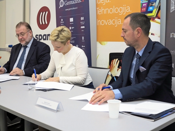 Geonucleus.Si: Microsoft, Span i Dru&scaron;tvo Juraj Dalmatinac za projekt digitalizacije stare gradske jezgre &Scaron;ibenika