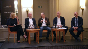 Predstavljen projekt koji će educirati i nastavnike i učenike &ndash; u &scaron;kole stiže &bdquo;Revolucija digitalne pismenosti&ldquo;