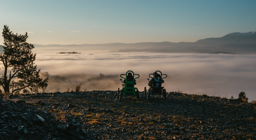 Nikada nisu odustali i napisali su moćnu priču: U invalidskim kolicima osvajaju Himalaju